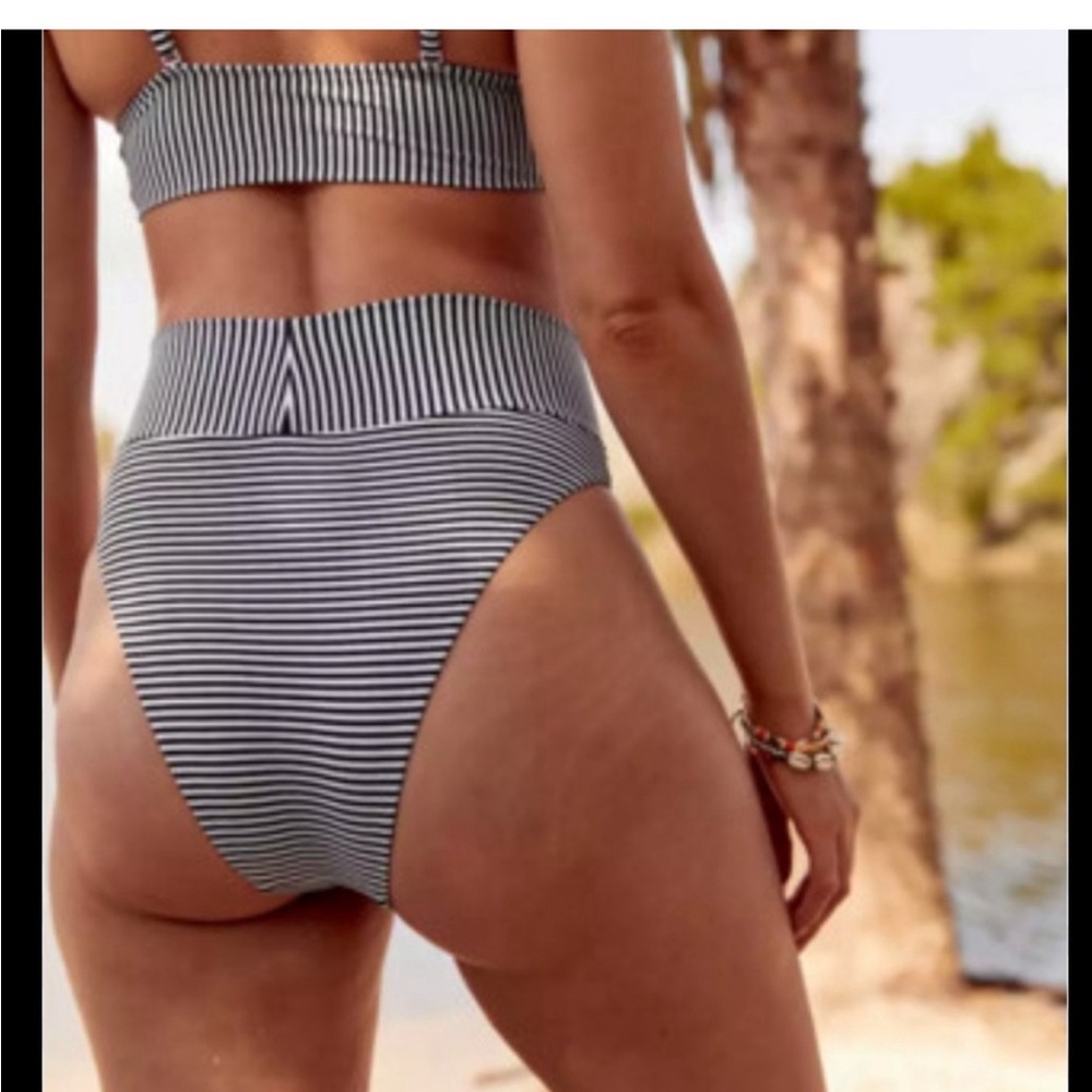 Hi wasted bikini bottoms